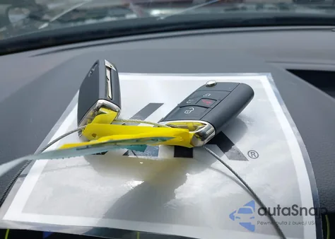 2018 Volkswagen Tiguan 2.0T Se/2.0T Sel z USA, uszkodzony, nr VIN 3VV3B7AX6JM029465